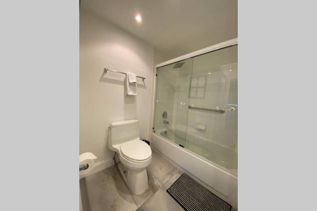 Yacht Club At Aventura 2 Bed 2 Bath Luxurius Cozy Brand New 2020 Apartment Екстериор снимка